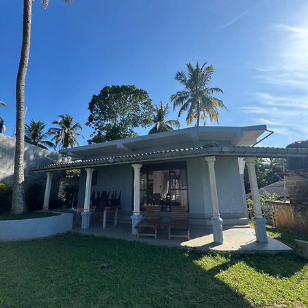 Pemuyan Mirissa70 Bed & Breakfast Eksteriør bilde