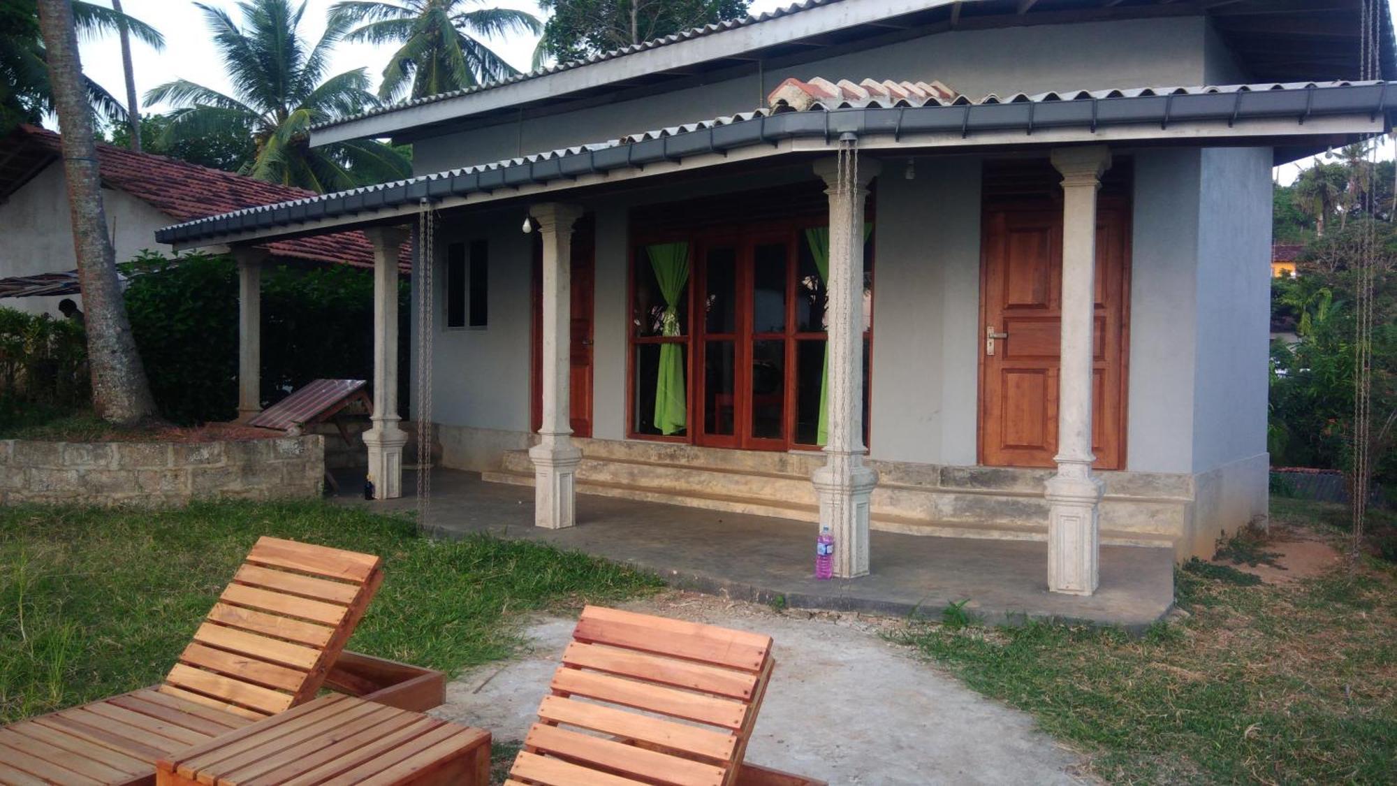 Pemuyan Mirissa70 Bed & Breakfast Eksteriør bilde